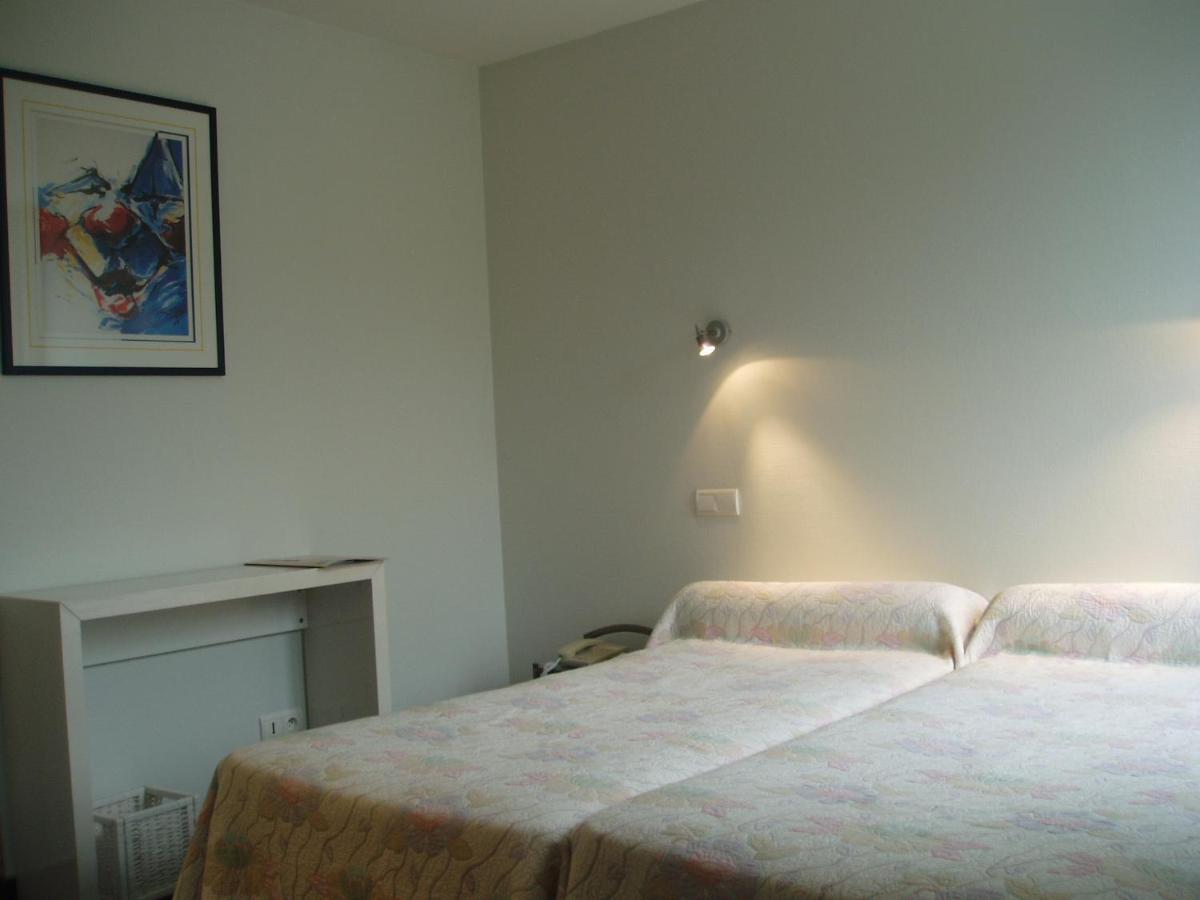Hotel Au Gay Sejour Faverges Exterior foto